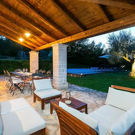 Casa Bella *